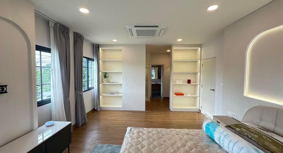 出租 4 卧室 独立屋 在 Bang Phli, Samut Prakan