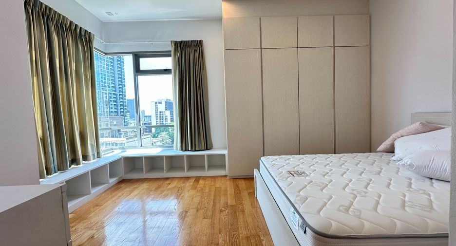 Wohnung zur Miete mit 3 Zimmer in Khlong Toei, Bangkok