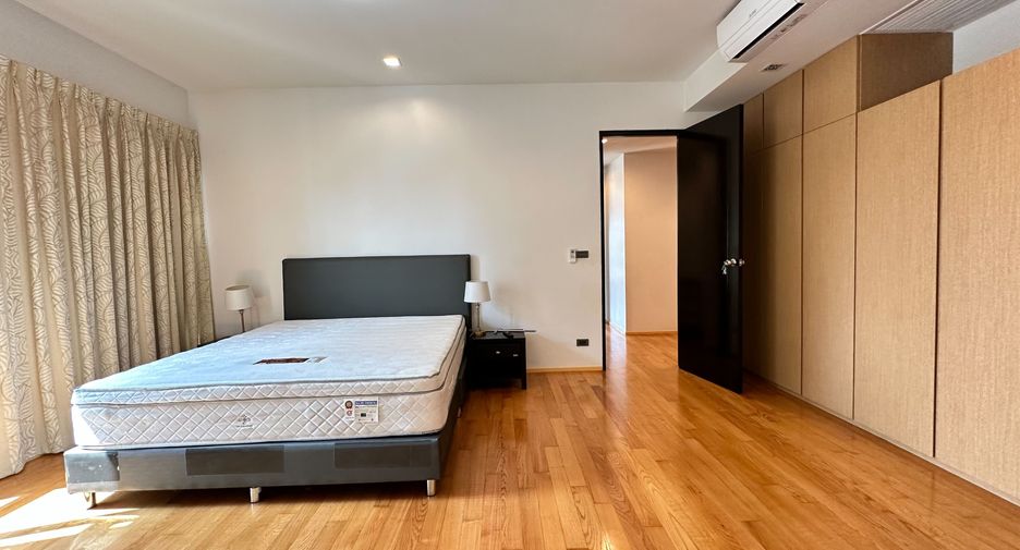 Wohnung zur Miete mit 3 Zimmer in Khlong Toei, Bangkok