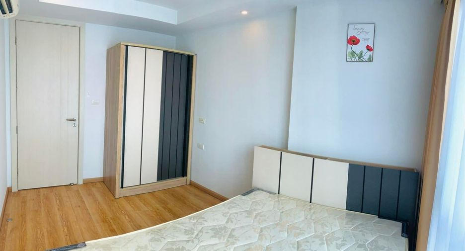 À louer 2 chambres condo à Huai Khwang, Bangkok