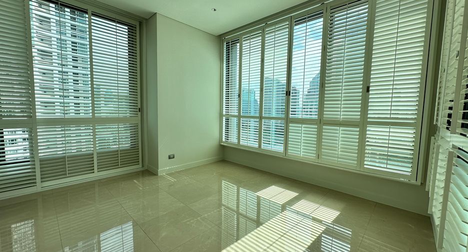 Wohnung zur Miete mit 2 Zimmer in Pathum Wan, Bangkok