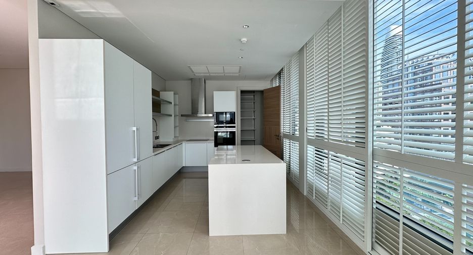 Wohnung zur Miete mit 2 Zimmer in Pathum Wan, Bangkok