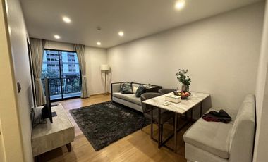 Wohnung zur Miete mit 2 Zimmer in Pathum Wan, Bangkok