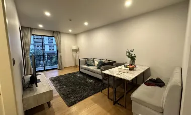 For rent 2 bedrooms condo in Pathum Wan, Bangkok