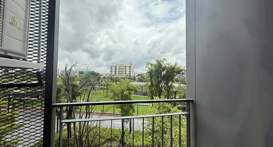 For rent 1 bed condo in Bang Na, Bangkok