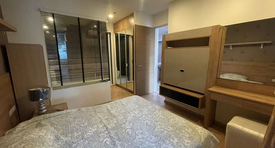 À louer 1 chambre condo à Phra Khanong, Bangkok