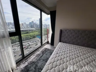 For rent 2 bedrooms condo in Huai Khwang, Bangkok
