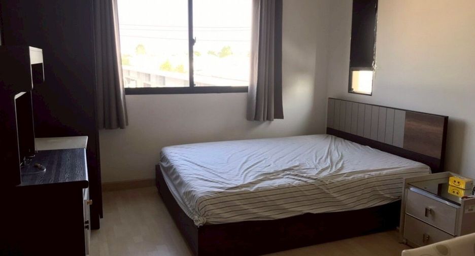 Reihenhaus zur Miete mit 3 Zimmer in Suan Luang, Bangkok