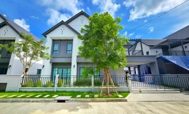 Casa en alquiler de 4 habitaciones en Bang Phli, Samut Prakan