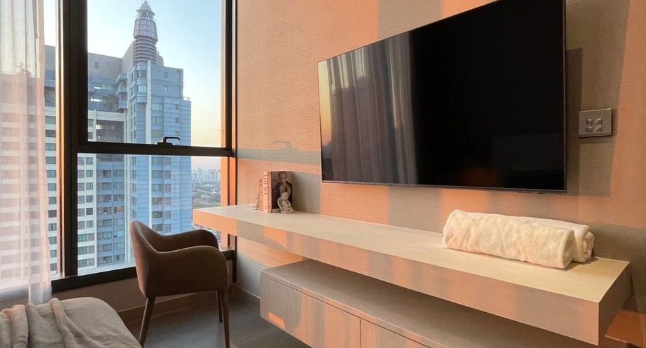 For rent 1 bed condo in Watthana, Bangkok