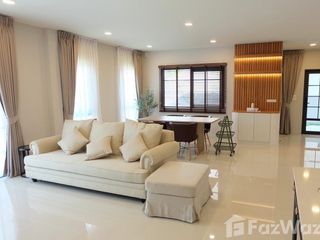 Casa en alquiler de 4 habitaciones en Bang Phli, Samut Prakan
