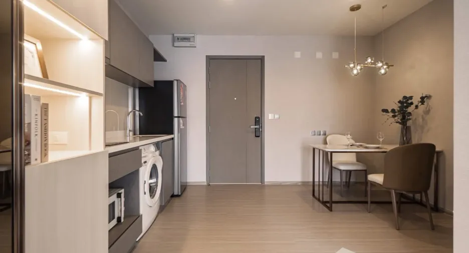 For rent 1 bed condo in Huai Khwang, Bangkok