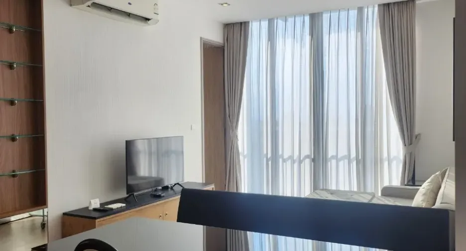 For rent 2 bedrooms condo in Khlong Toei, Bangkok