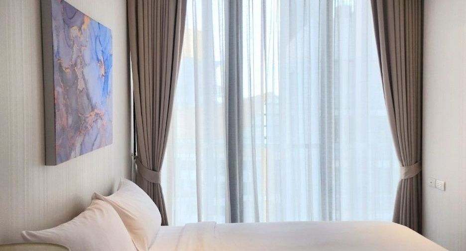 For rent 2 bedrooms condo in Khlong Toei, Bangkok