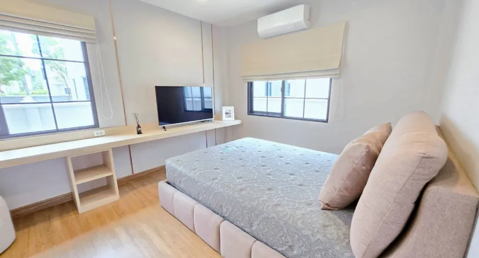 Haus zum Kauf und zur Miete mit 4 Zimmer in Bang Phli, Samut Prakan