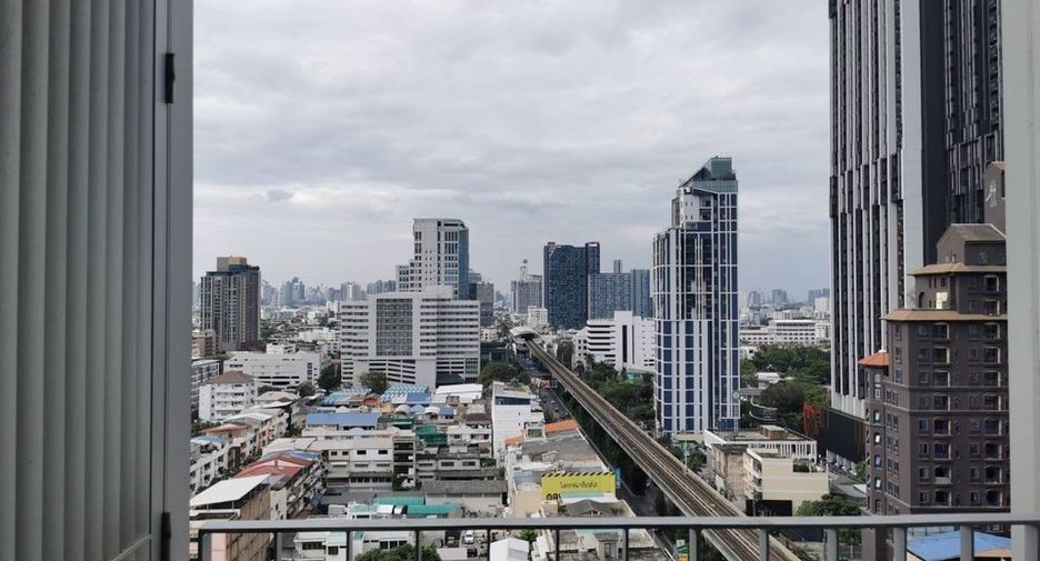 For rent 1 bed condo in Phra Khanong, Bangkok