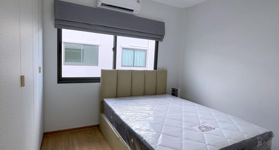 Casa en alquiler de 3 habitaciones en Bang Phli, Samut Prakan