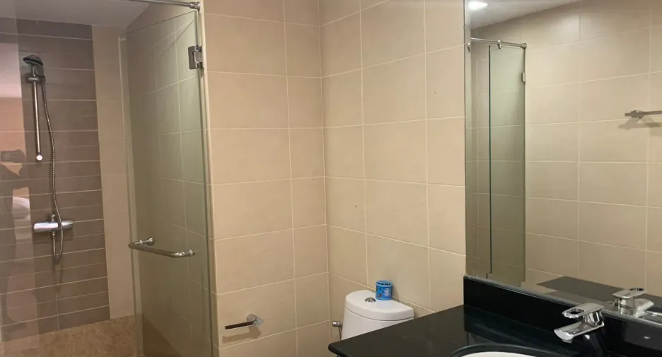 Wohnung zur Miete mit 2 Zimmer in Watthana, Bangkok