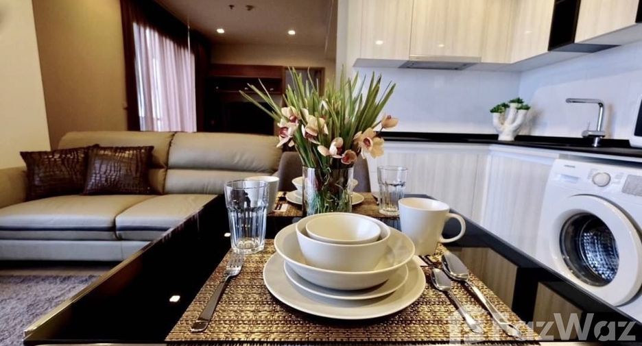 For rent 1 bed condo in Watthana, Bangkok
