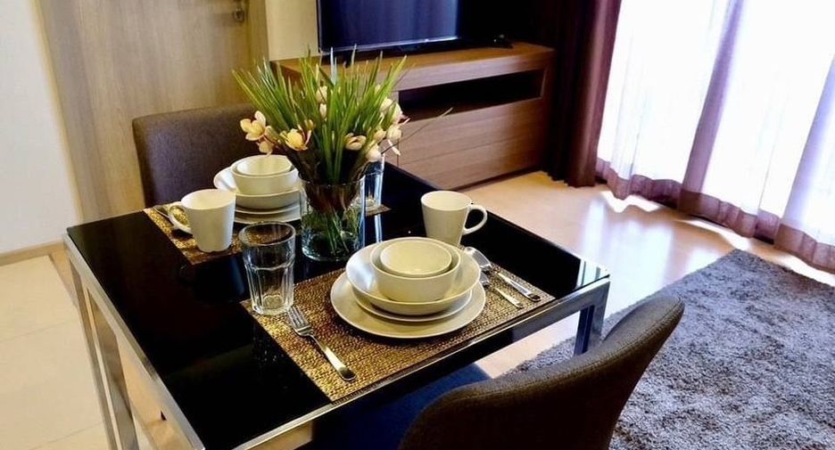 For rent 1 bed condo in Watthana, Bangkok