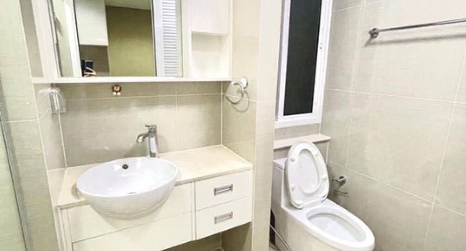For rent 1 Beds condo in Huai Khwang, Bangkok