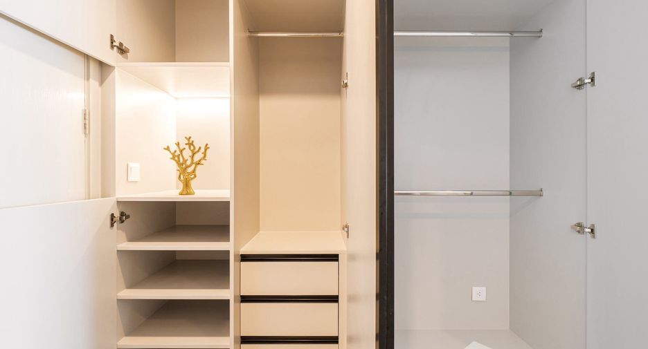 Condo en alquiler de 1 habitaciones en Bang Na, Bangkok