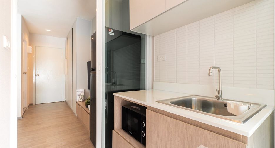 Condo en alquiler de 1 habitaciones en Bang Na, Bangkok