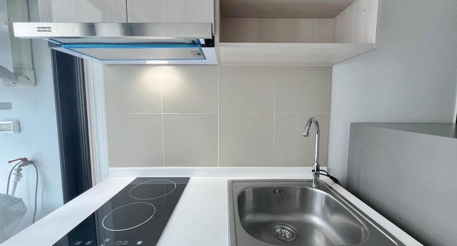 Wohnung zur Miete mit 1 Zimmer in Wang Thonglang, Bangkok
