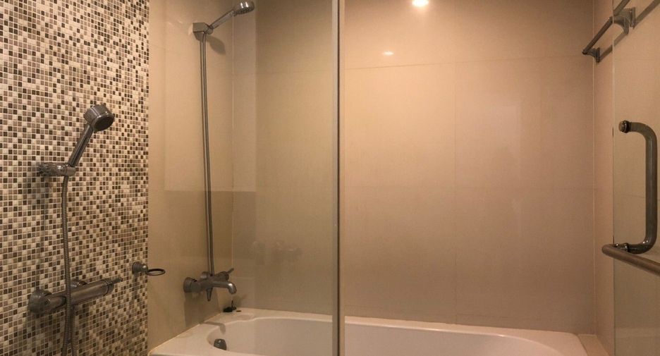 For rent 1 bed condo in Pathum Wan, Bangkok