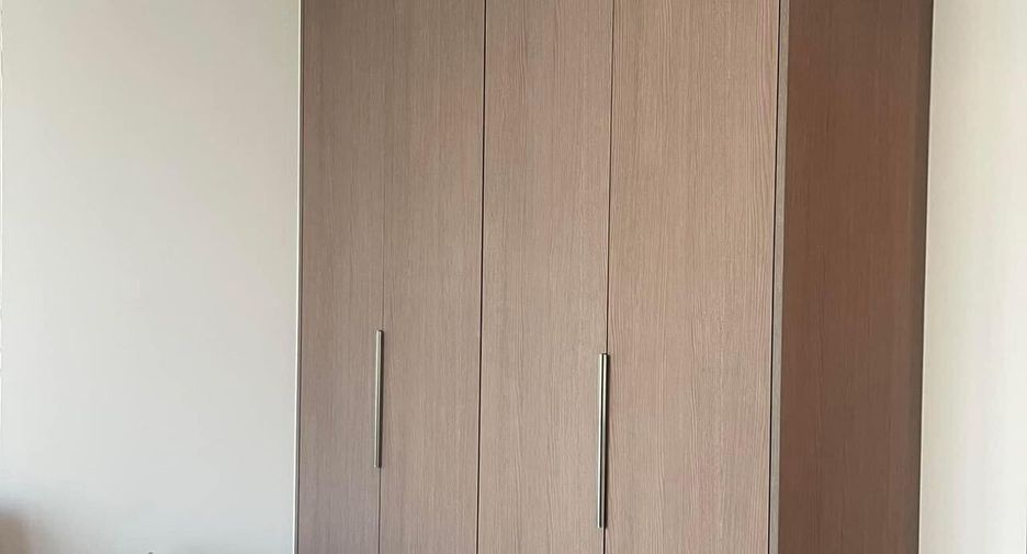 For rent 2 bedrooms condo in Pathum Wan, Bangkok