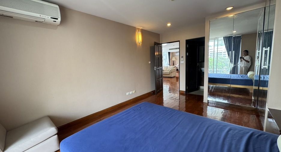 Condo en alquiler de 3 habitaciones en Watthana, Bangkok