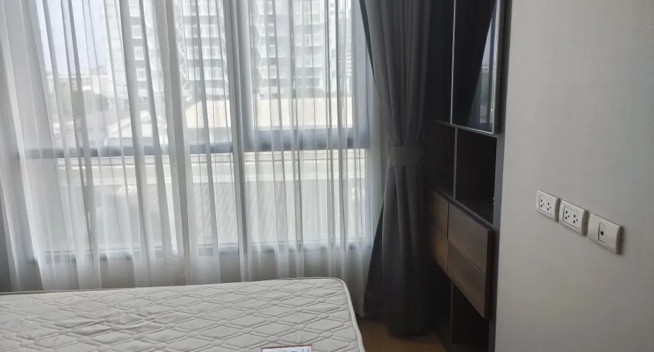 For rent 2 bedrooms condo in Phra Khanong, Bangkok