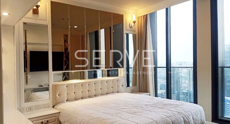 For rent 2 bedrooms condo in Pathum Wan, Bangkok