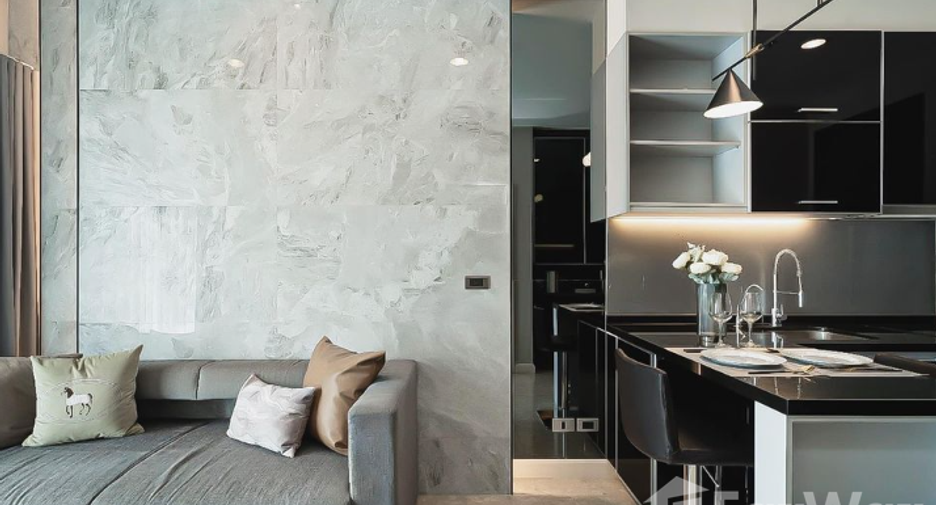 For rent 1 bed condo in Khlong Toei, Bangkok