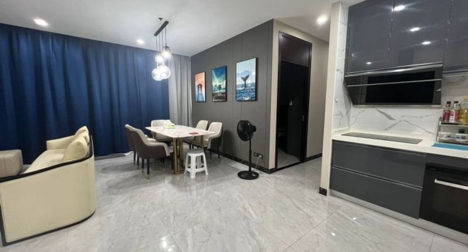 For rent 2 bedrooms condo in Pathum Wan, Bangkok