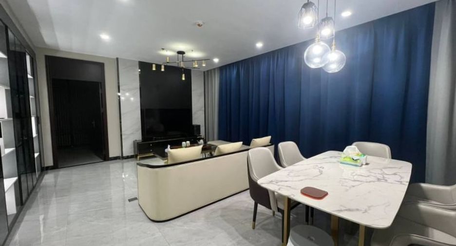 For rent 2 bedrooms condo in Pathum Wan, Bangkok