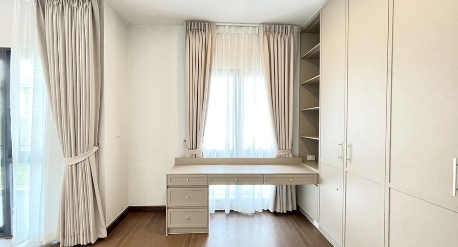 出租 4 卧室 独立屋 在 Bang Phli, Samut Prakan