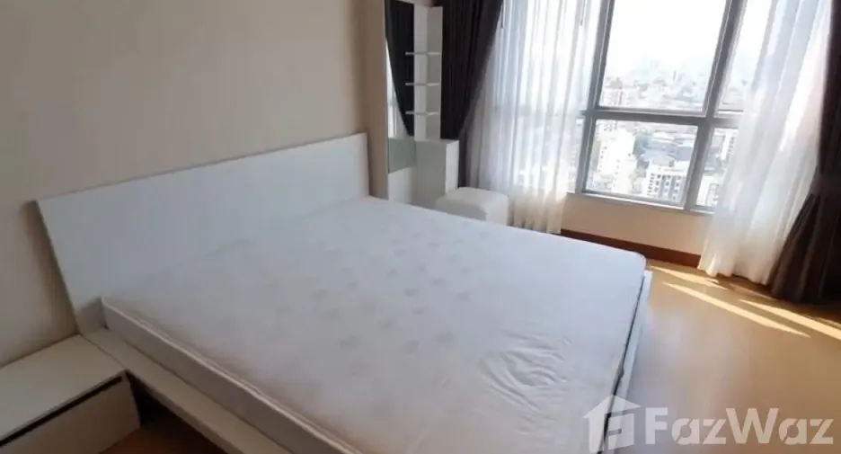 For rent 1 bed condo in Huai Khwang, Bangkok