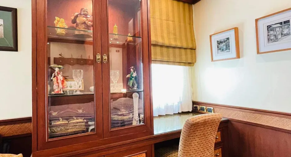 For rent studio apartment in Yan Nawa, Bangkok