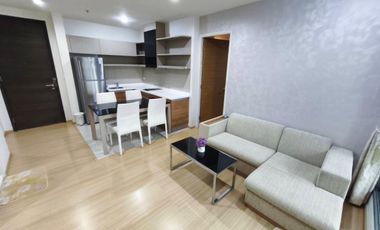 Condo en alquiler de 2 habitaciones en Phra Khanong, Bangkok