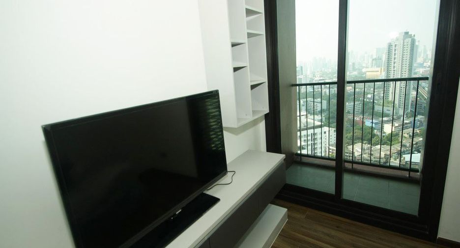 Wohnung zur Miete mit 1 Zimmer in Khlong Toei, Bangkok