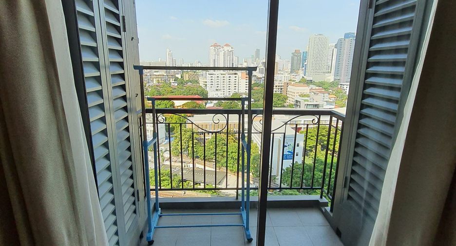 Condo en alquiler de 1 habitaciones en Khlong Toei, Bangkok