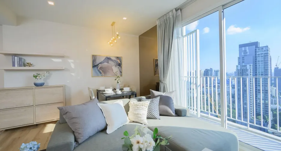For rent 2 bedrooms condo in Watthana, Bangkok