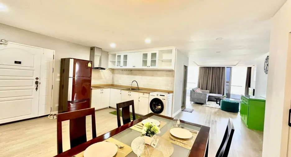 Condo en alquiler de 2 habitaciones en Watthana, Bangkok