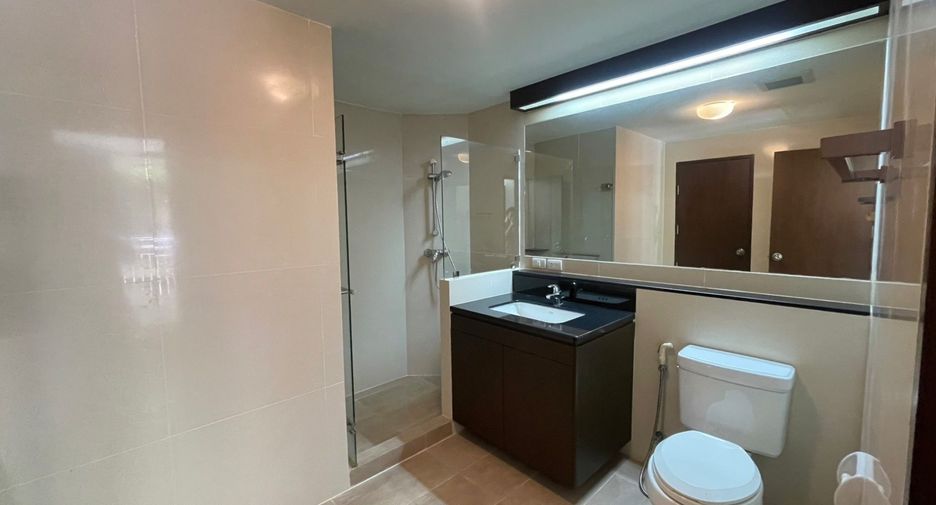 À louer 2 chambres condo à Khlong Toei, Bangkok