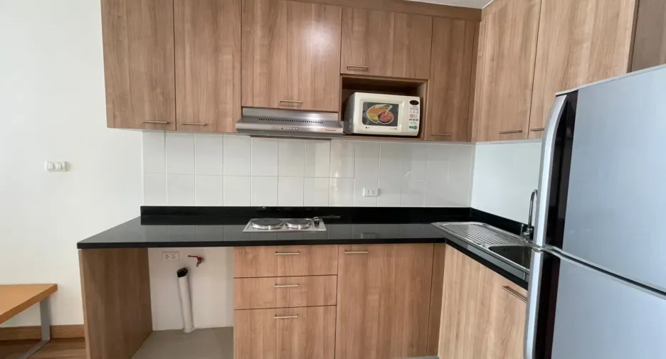 Wohnung zur Miete mit 2 Zimmer in Khlong Toei, Bangkok