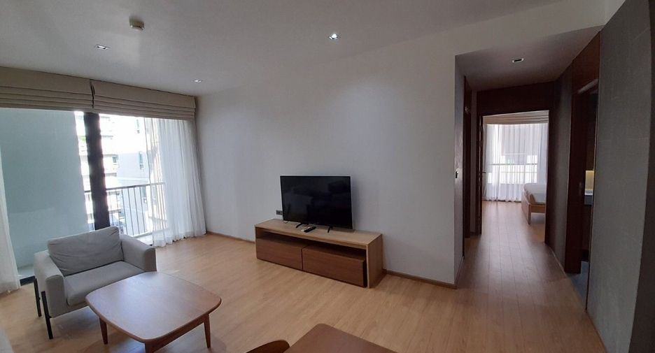 For rent 2 bedrooms apartment in Watthana, Bangkok