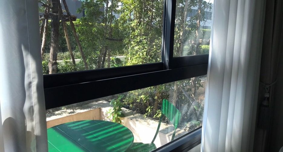 For rent 1 bed condo in Phra Khanong, Bangkok