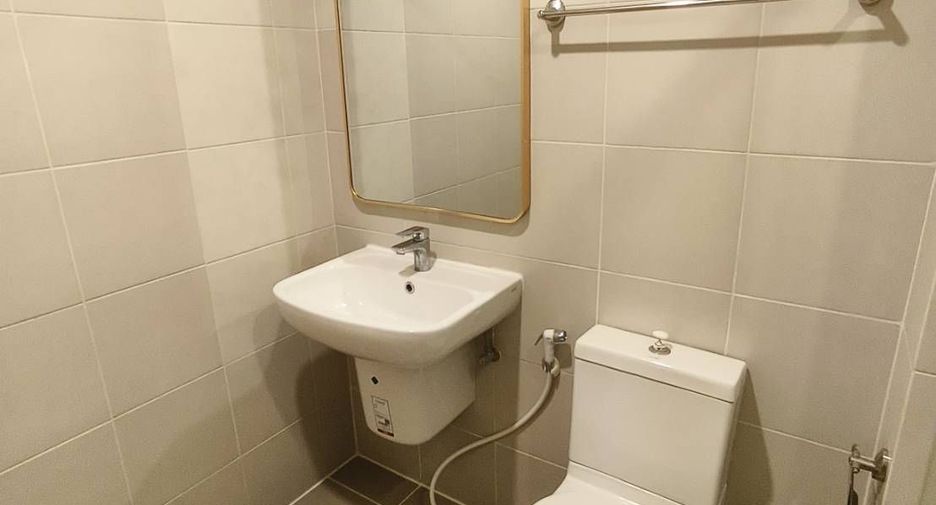 For rent 1 bed condo in Huai Khwang, Bangkok