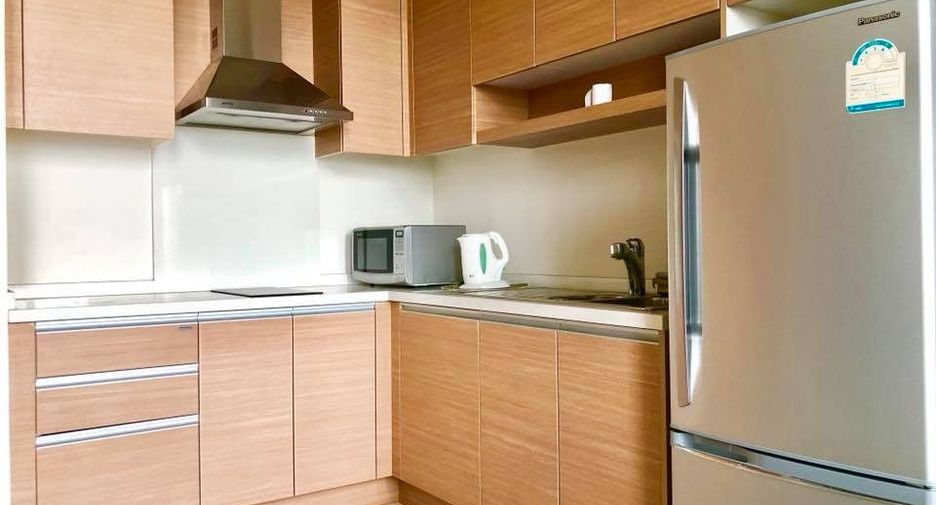 For rent 1 bed condo in Khlong Toei, Bangkok